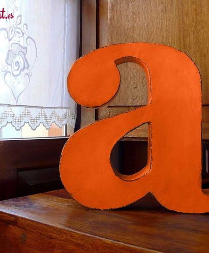 Letra decoración de salón en Papermint