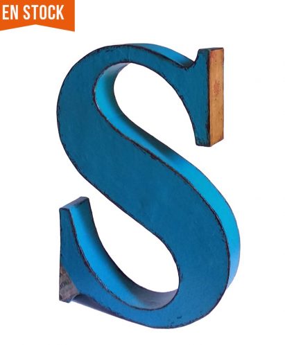 letra decapada azul turquesa